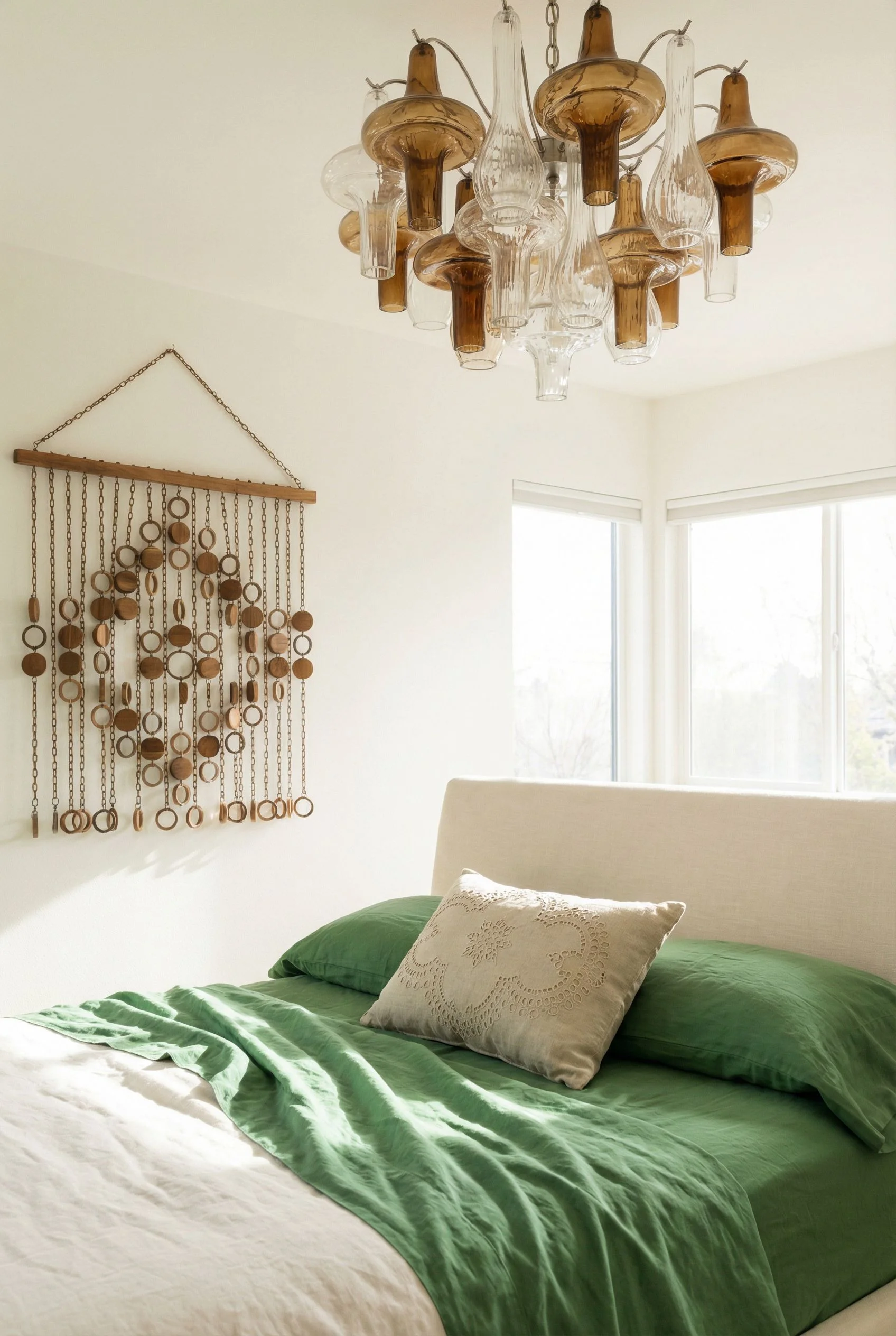 Mid Century Modern Bedroom mid century modern bed featuring Lasvit Fungo Sculpture Chandelier in Clear/Brown, Size Small